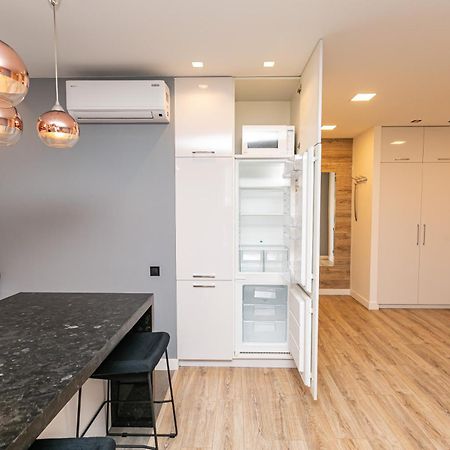 Petrovdom 190-199-216 In Spacious Apartments At Rc New York Concept House Kiev Eksteriør bilde