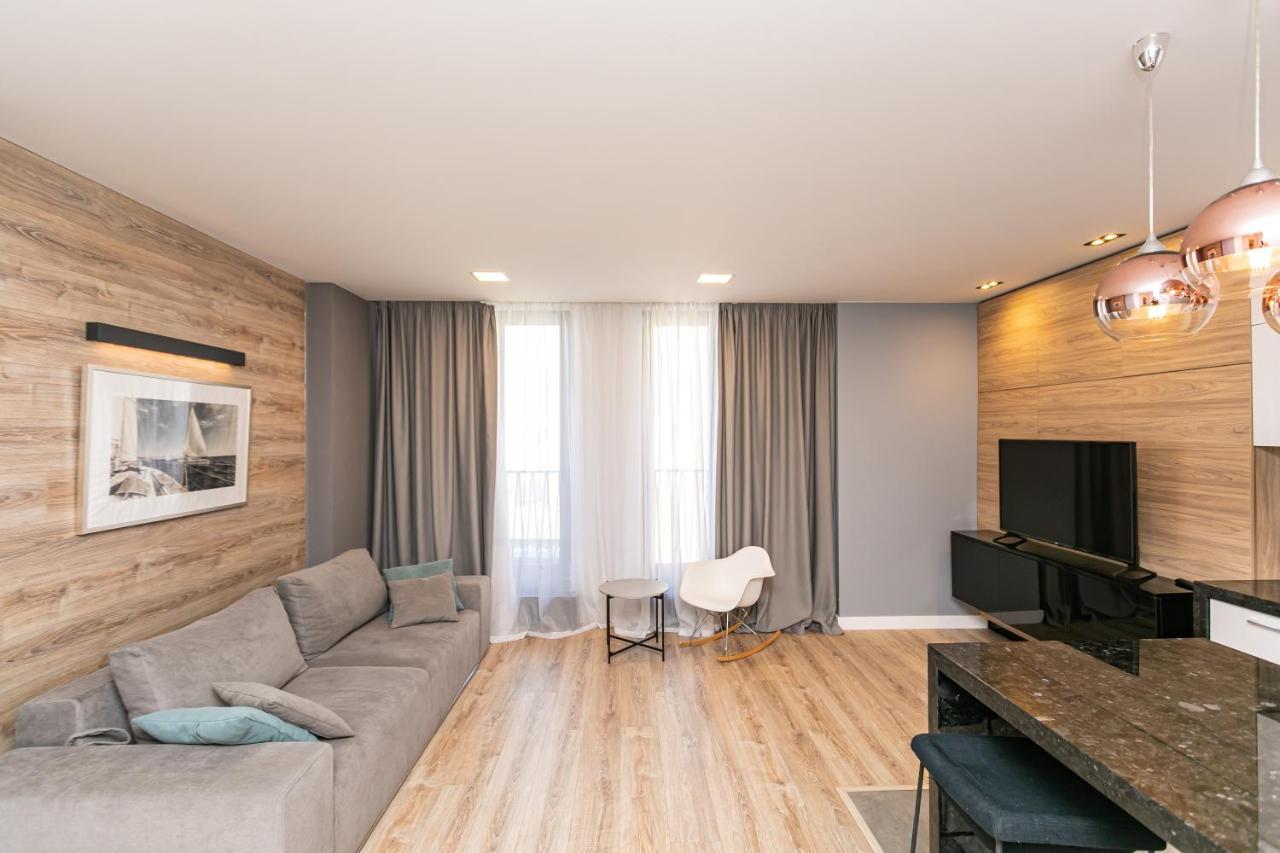 Petrovdom 190-199-216 In Spacious Apartments At Rc New York Concept House Kiev Eksteriør bilde