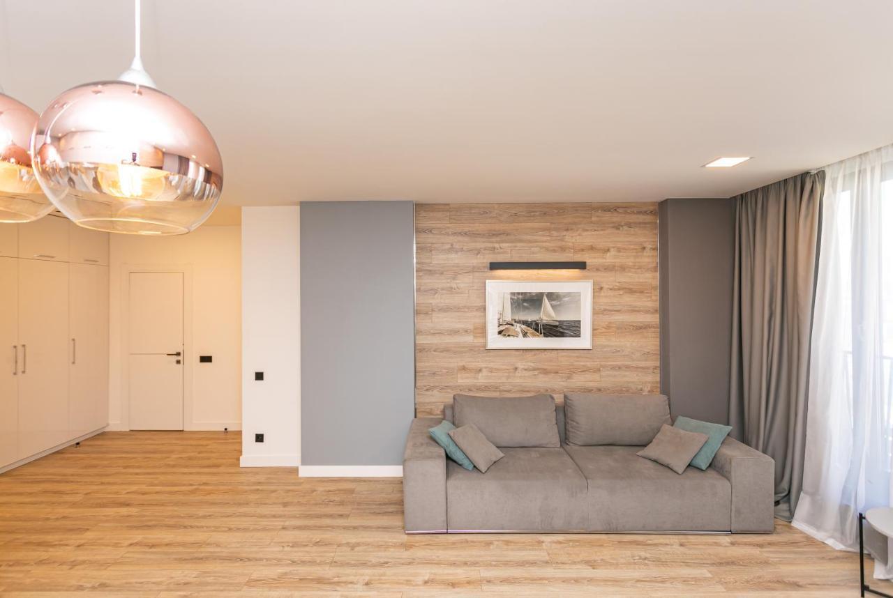 Petrovdom 190-199-216 In Spacious Apartments At Rc New York Concept House Kiev Eksteriør bilde